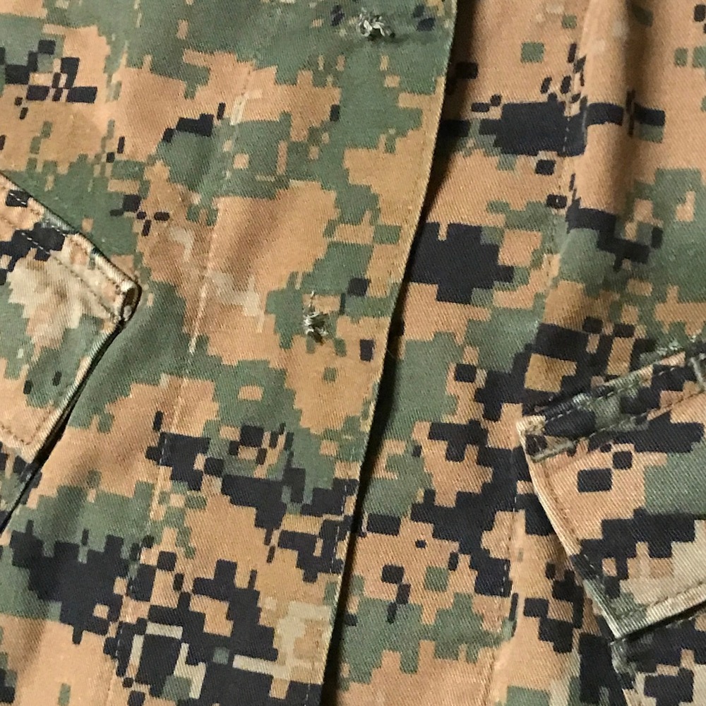 Short Bark Industries USMC MARPAT Woodland Digital Camo Combat Jacket M-L - Picture 3 of 6